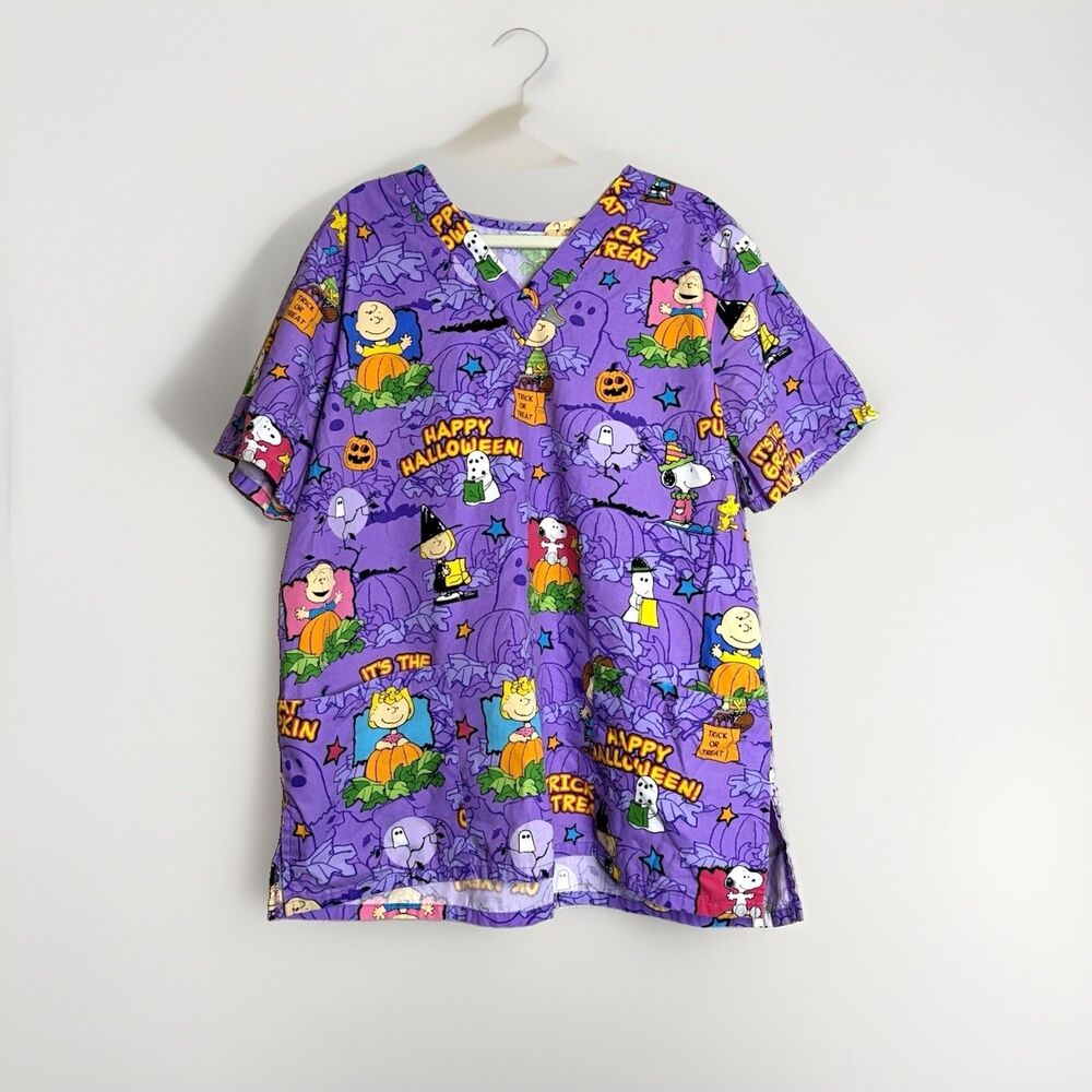 Peanuts Women’s Halloween Print V-Neck Cotton Scrub Top Purple Size L